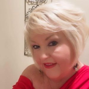 Meet your Posher, Janice